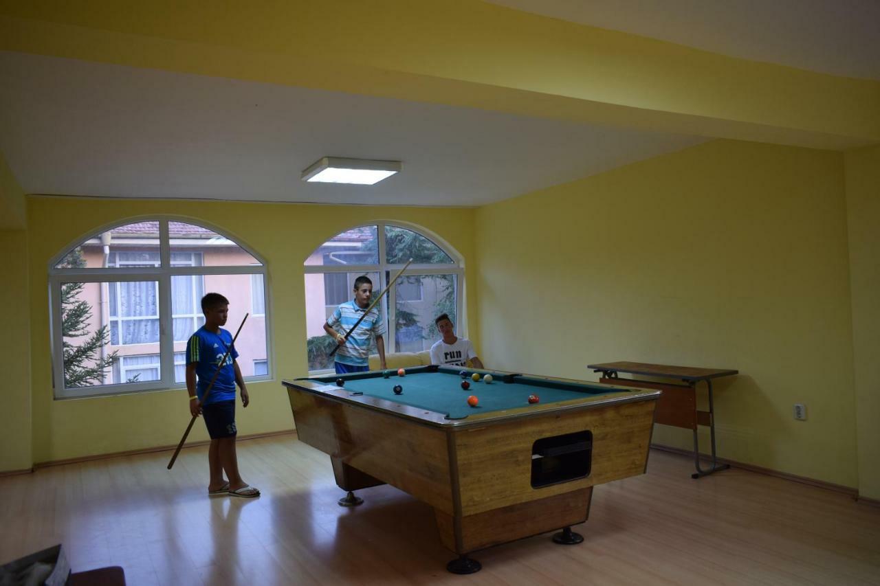 Ahilea Hotel - Free Pool Access Balčik Exteriér fotografie